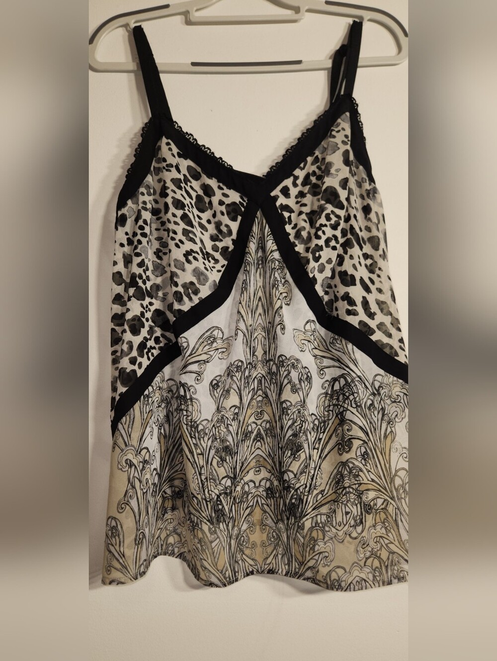 Lane Bryan Black, Cream, & White Printed Sheer Cami Tank Top 18
